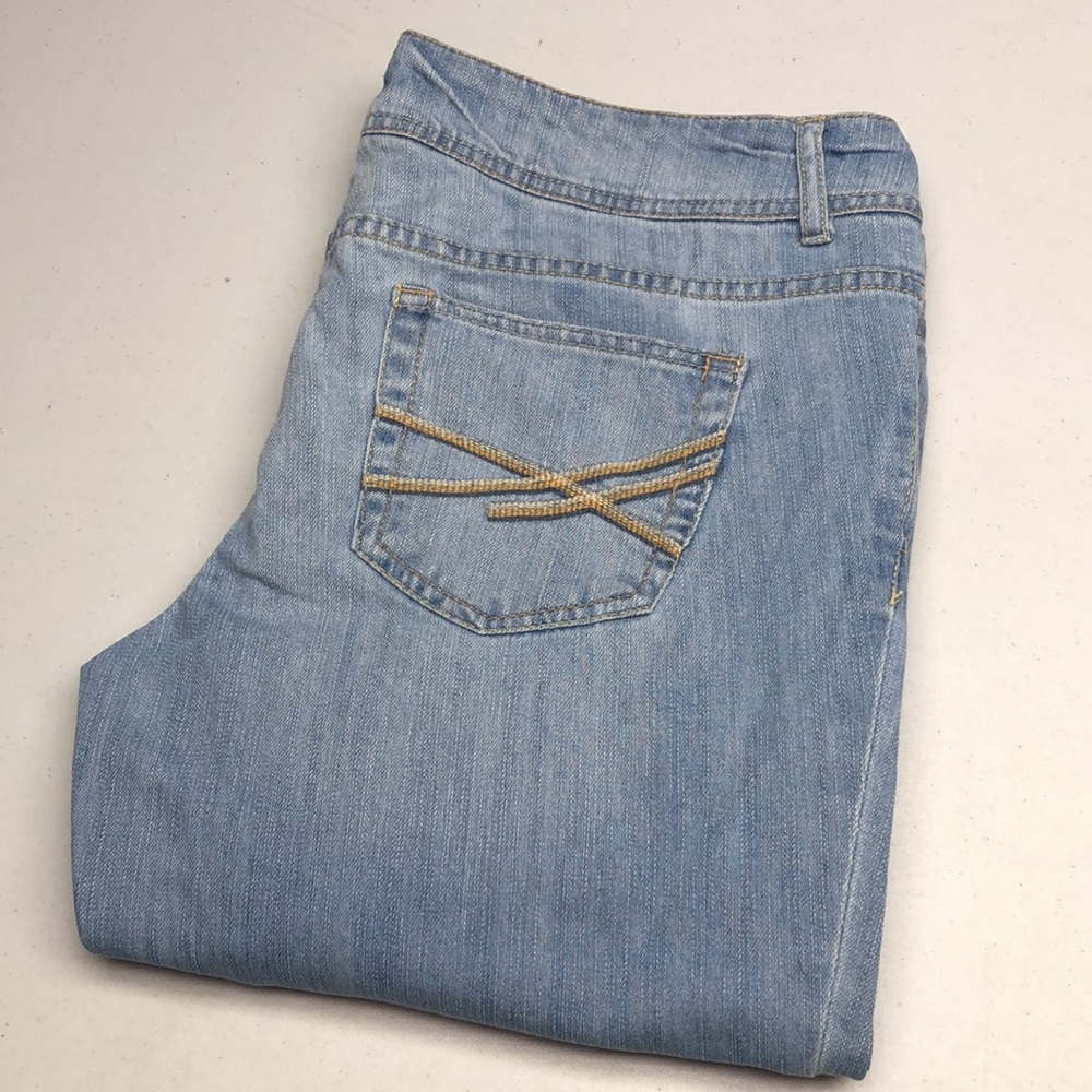 AEROPOSTALE LIGHTWASH STRAIGHT CROP JEANS 13/14x23 ⭐️